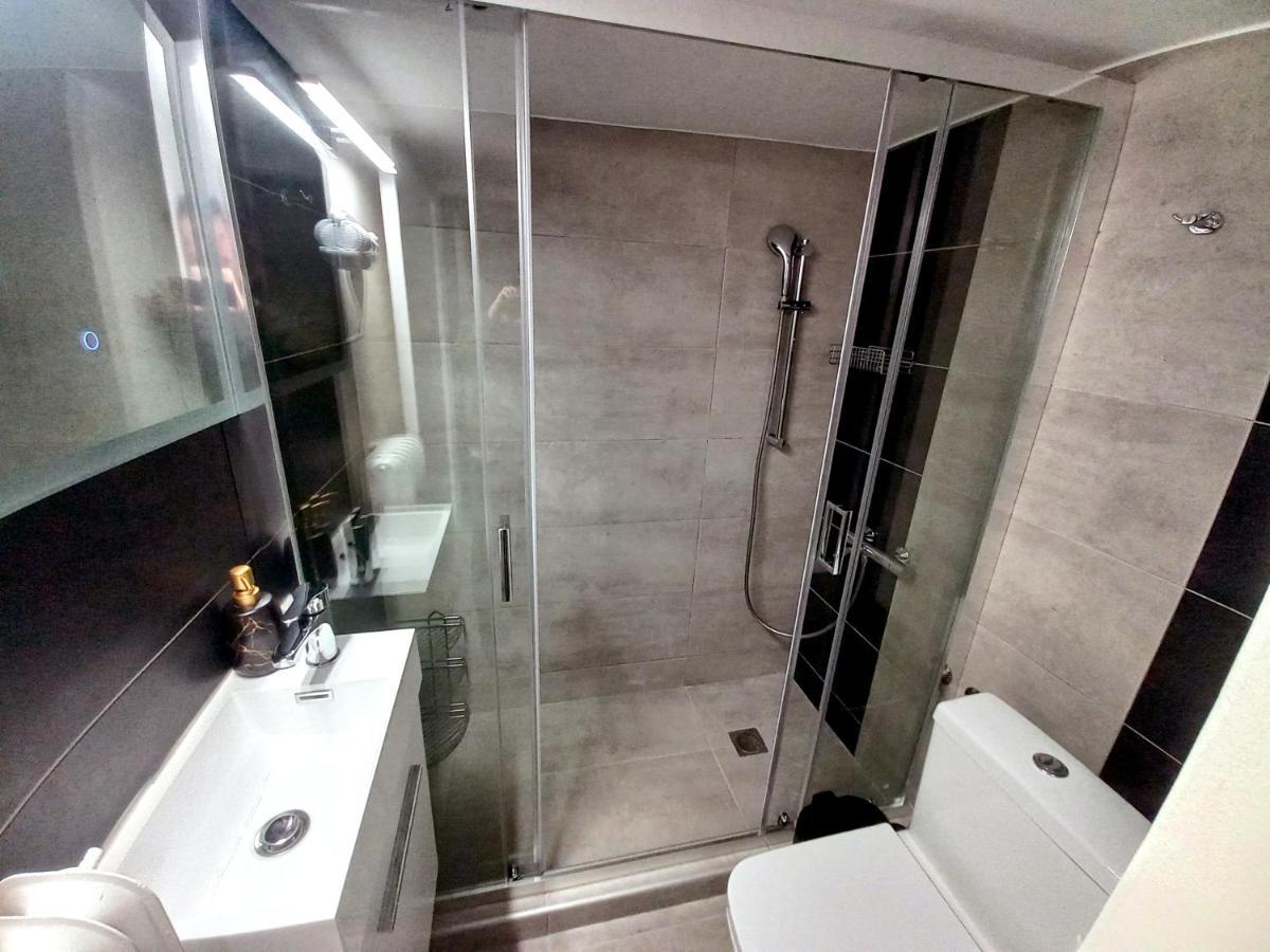 Apartment Pnika 3 アテネ エクステリア 写真